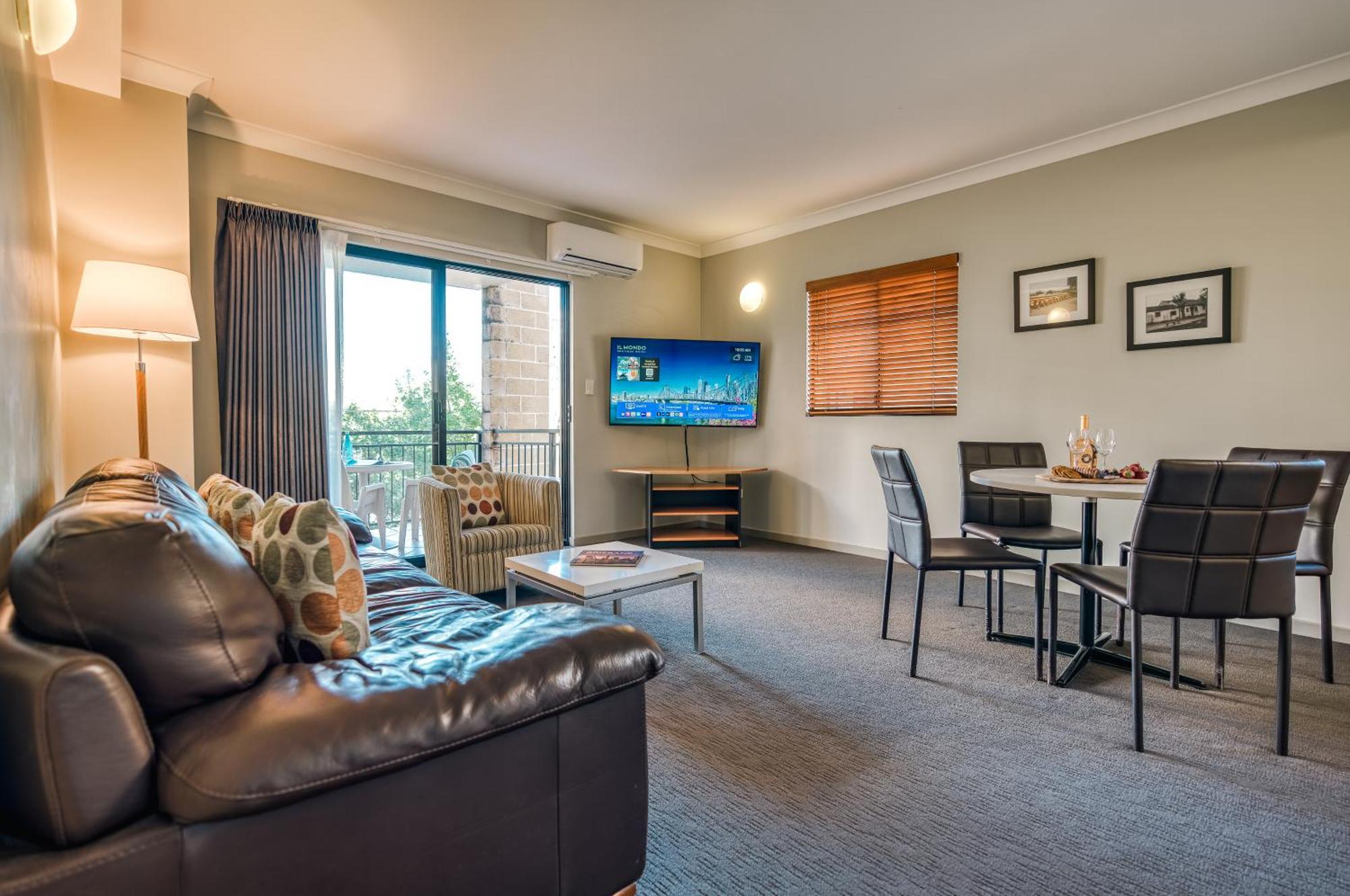 Il Mondo Boutique Hotel Brisbane Exterior photo